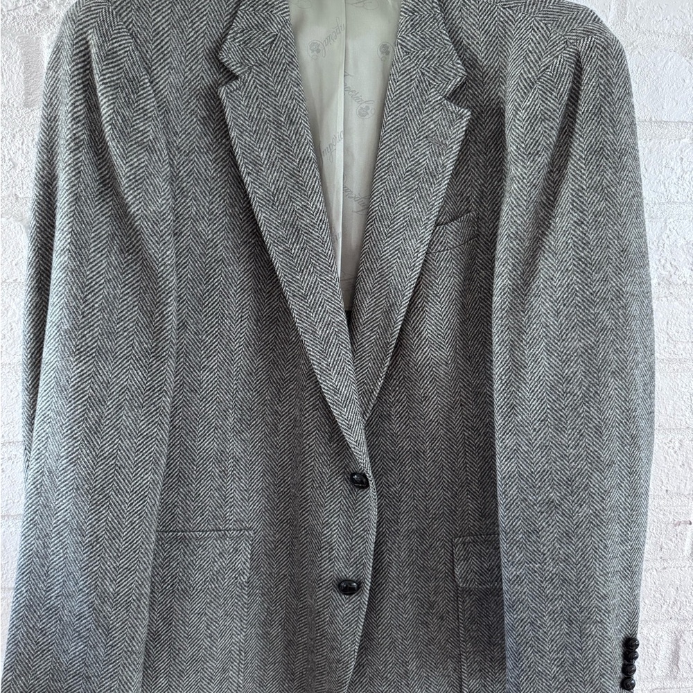 Men's Gray Wool Herringbone Tweed Blazer